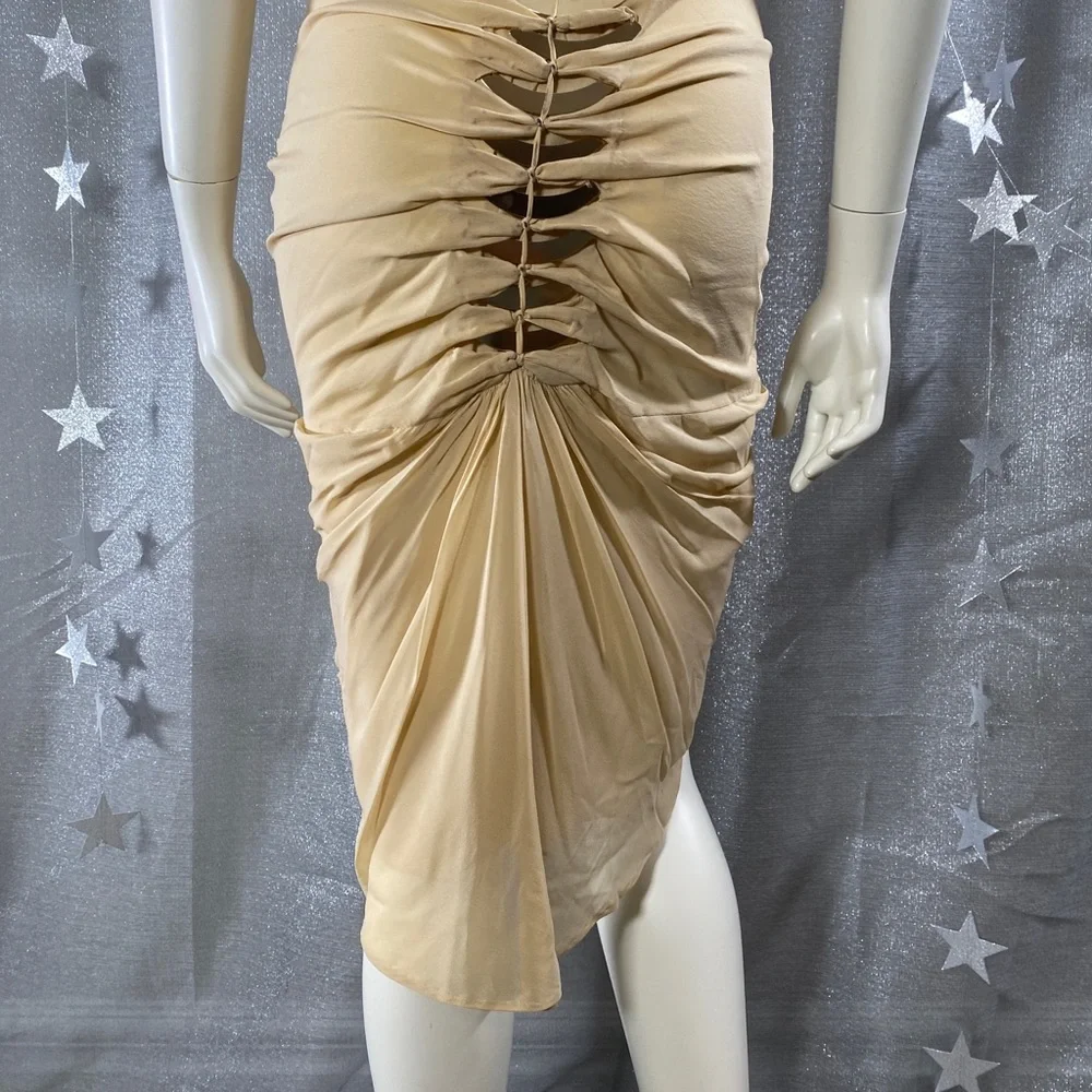 ✨HP✨AUTH GUCCI NUDE Tom Ford Twist Skin Silks Gold Blades Sexy Runway Dress 40 - Picture 16 of 17